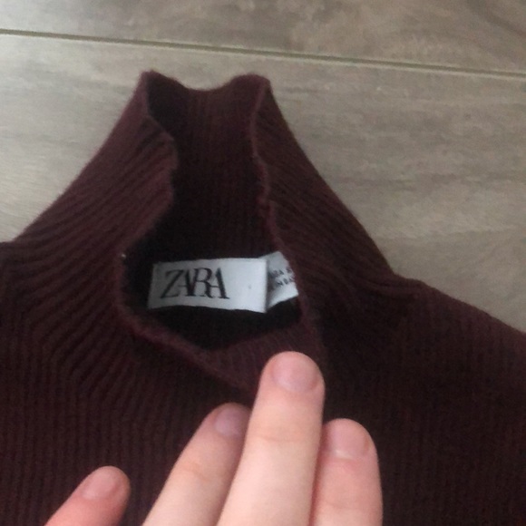 Zara burgundy tank top (size Sm) - Picture 2 of 2